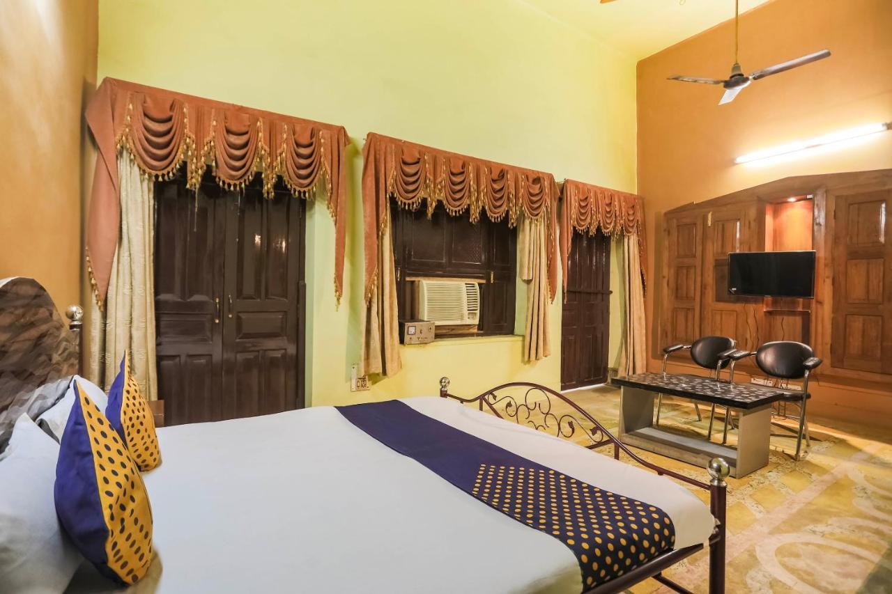Spot On 64751 Hotel Shivani Palace Muthiganj Exteriör bild