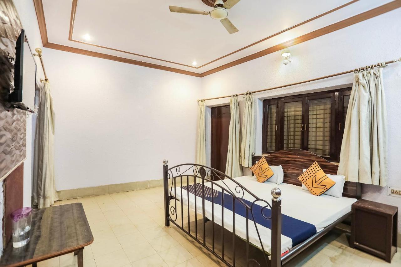 Spot On 64751 Hotel Shivani Palace Muthiganj Exteriör bild